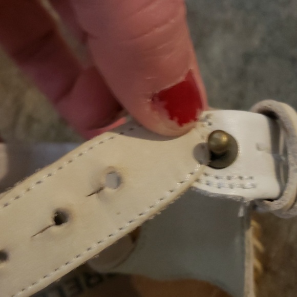 Merrell sandles - Picture 3 of 3